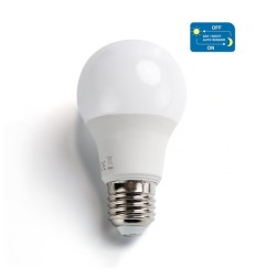 LAMPADINA LED A5 A60 CON SENSORE3000KE27